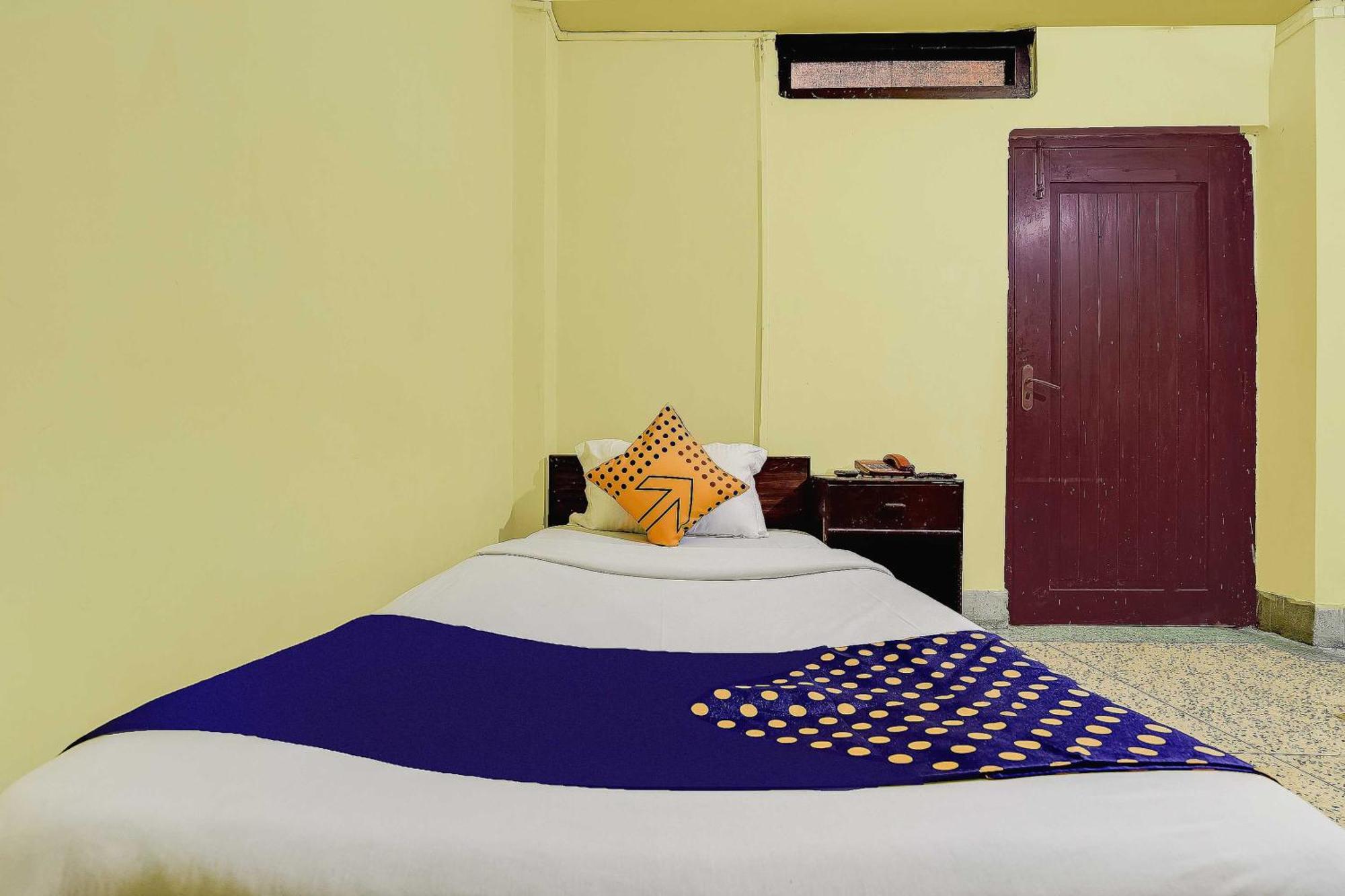 ホテル Spot On Durba 2 Tezpur エクステリア 写真