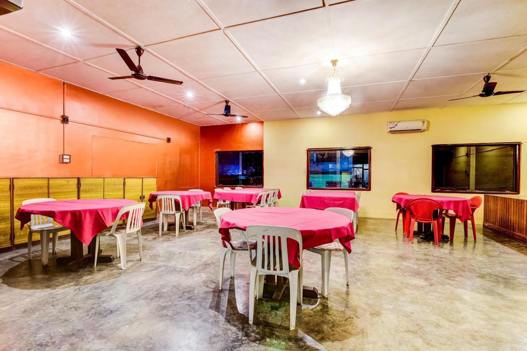 ホテル Spot On Durba 2 Tezpur エクステリア 写真
